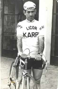 Licor Karpy White Men Retro Cycling Jersey