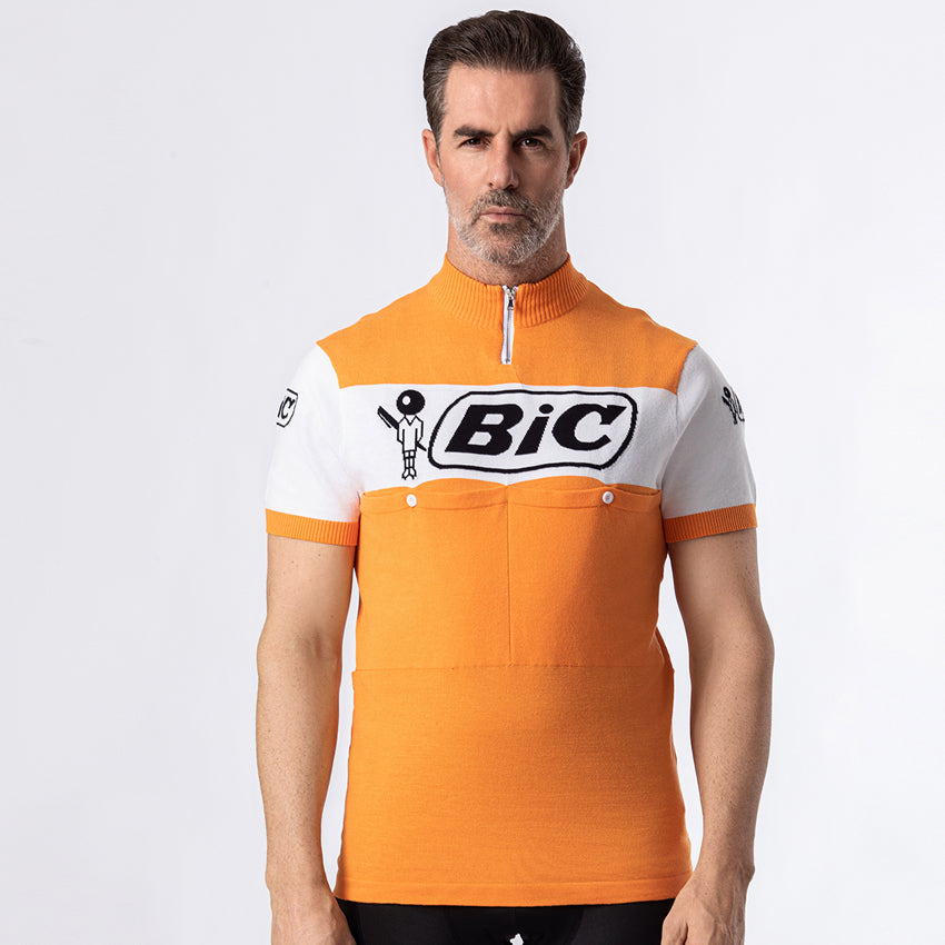BIC retro wool cycling jersey in orange and white, front view